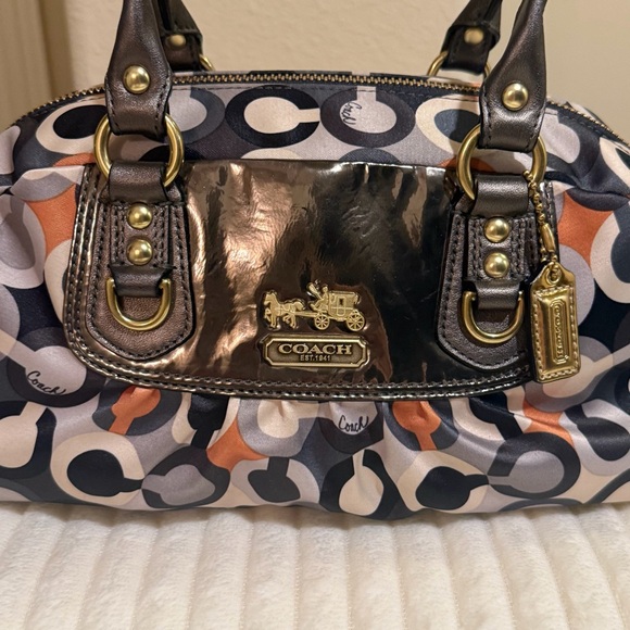 Coach Limited Edition Op Art Sabrina Satchel bag. - Picture 4 of 15